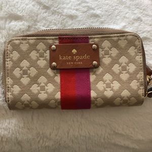 Kate Spade New York Wristlet
